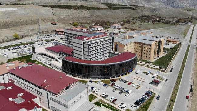 "Akıllı pandemi hastanesi" hastalara şifa dağıtıyor